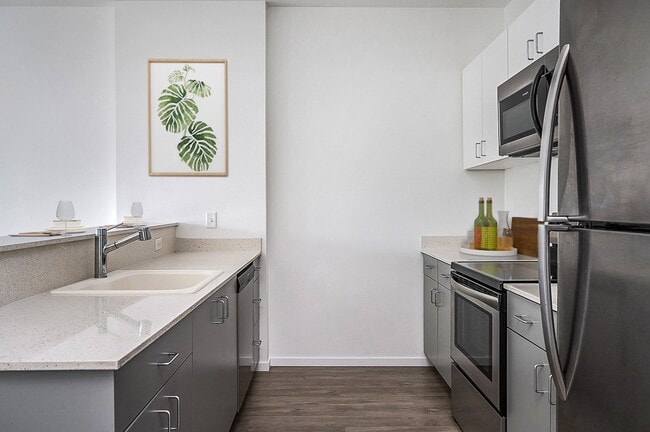 The Lenox | Kitchen