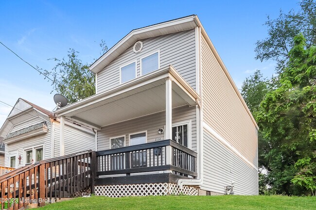 Photo - 2534 St Xavier St House