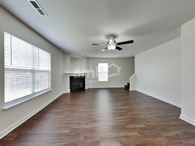 Photo - 917 Peachtree Meadows Cir