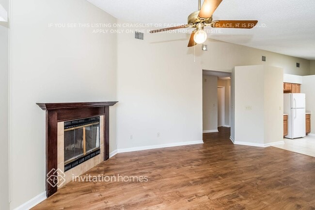 Photo - 409 Filmore Dr