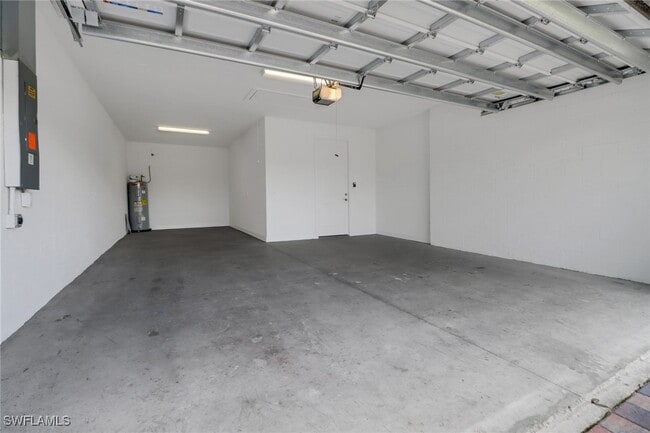 Building Photo - 16172 Bacopa Dr