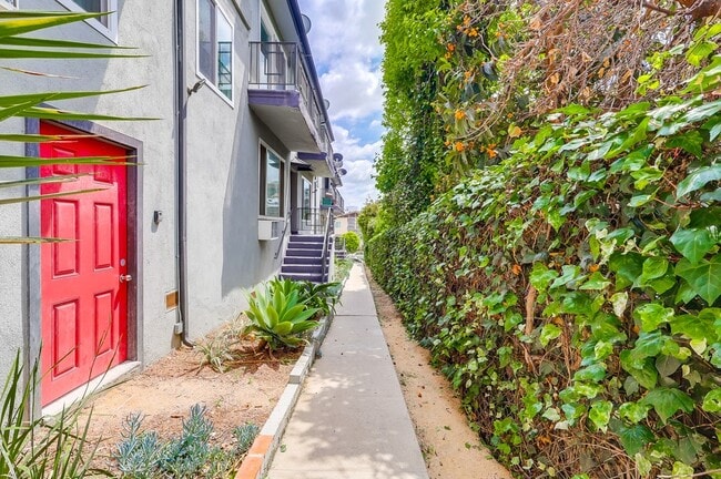 Interior - Stylish Mid-Century Building in West Adams...