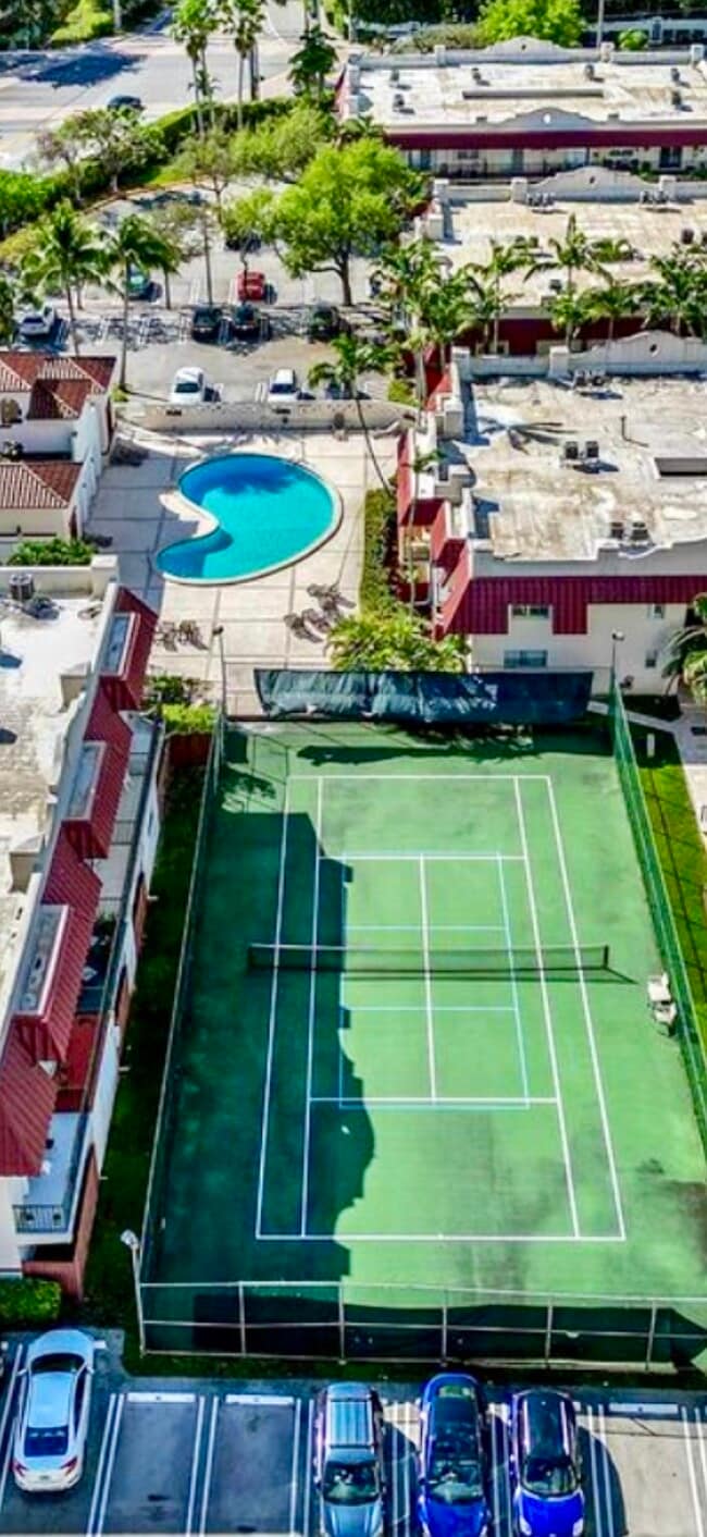 Photo - 6709 N Kendall Dr Unit Villas of Pinecrest