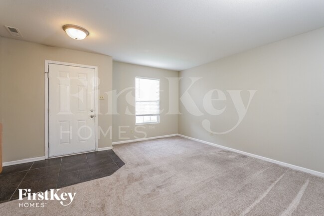 Photo - 340 Kendall Dr