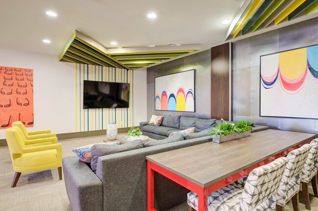 Park-On-Morton-Apartments-Near-Indiana-University-Bloomington-Resident-Clubhouse-Lounge - Park on Morton