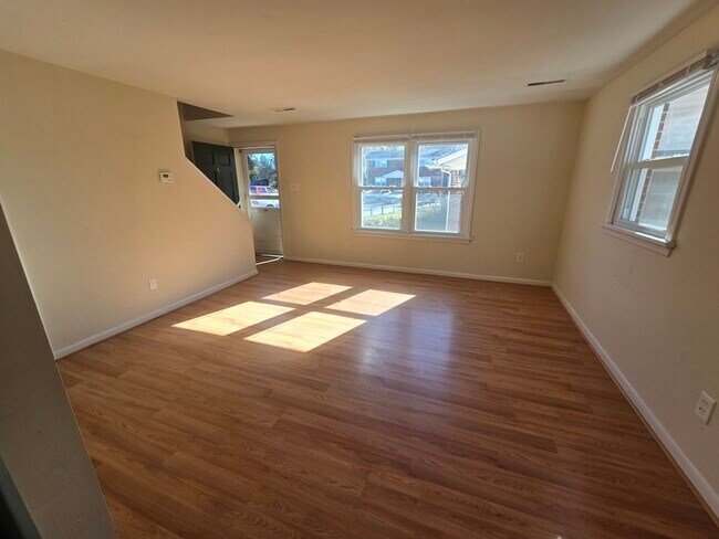 Photo - 2604 Wayside Dr