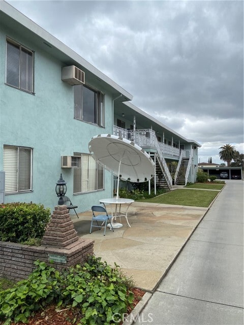 Photo - 1032 Arcadia Ave Apartment