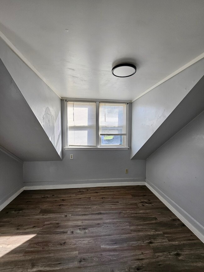 Photo - 311 S 3rd St