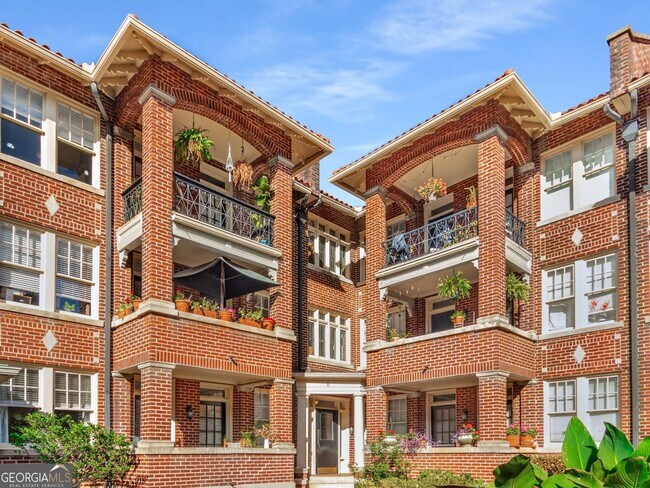 Photo - 198 Ponce De Leon Ave NE Unidad D7