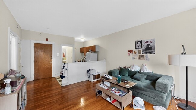 Photo - 1071 Beacon St Unit 6