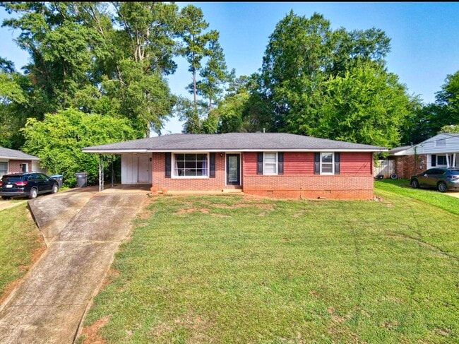 Building Photo - 1219 Oakdale Rd Rental