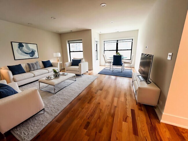 Photo - 652 W Gordon Ter Unit 2E