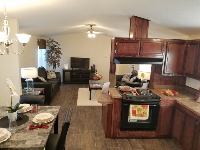 Photo - West Park Plaza