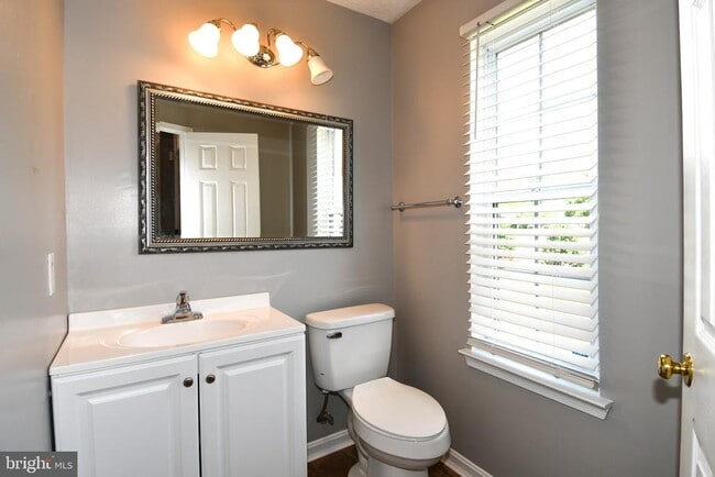 Photo - 13703 Lord Sterling Pl