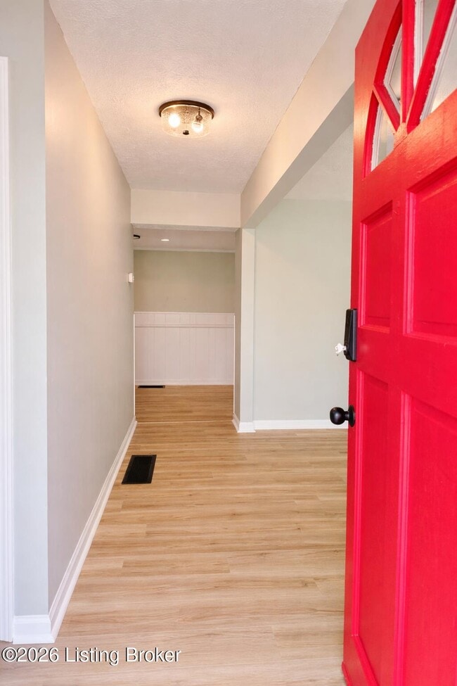 Photo - 5610 Haunz Ln