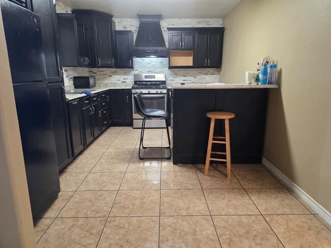 Photo - 1424 Franc Cigarroa Drive