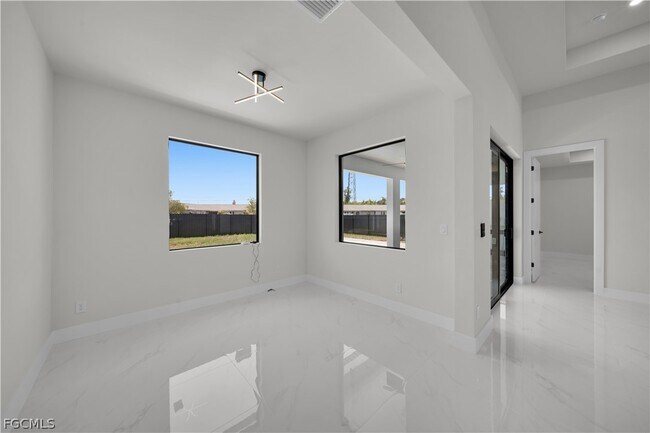 Photo - 373 El Dorado Blvd S