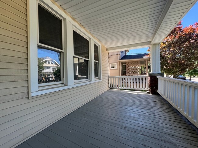 Photo - 1285 Cook Ave