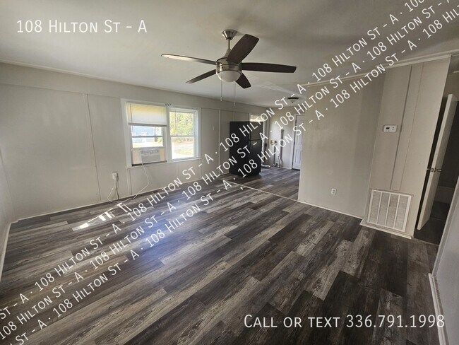 Photo - 108 Hilton St