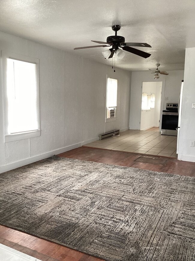 Photo - Nice 2 Bedroom Home!  Pets Welcome!