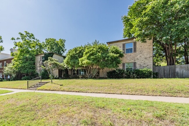 Photo - UPDATED 2 bedroom, 1 bathroom with 1 garage space