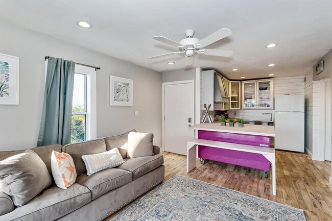 Photo - 1625 Bulevar Mayor St