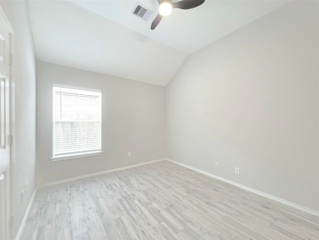 Photo - 17602 Haywood Oaks Dr