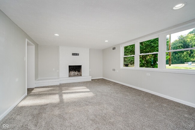 Photo - 324 N Tennessee St