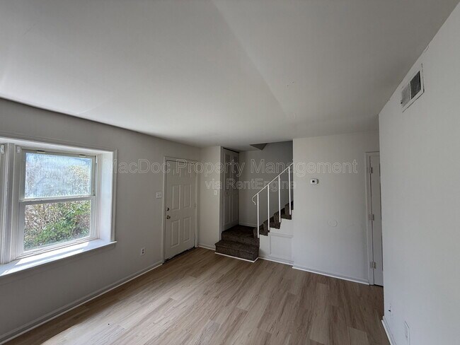 809 Denton Cir