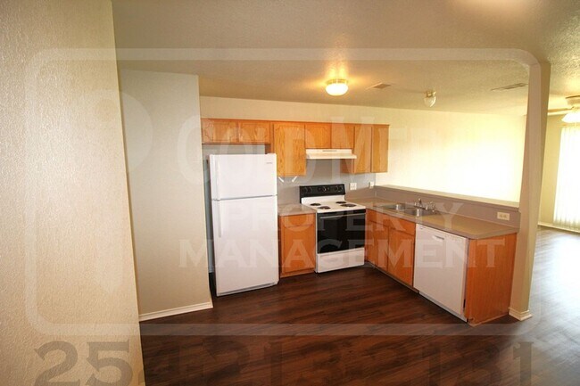 Photo - 4509 Deek Dr Unit B