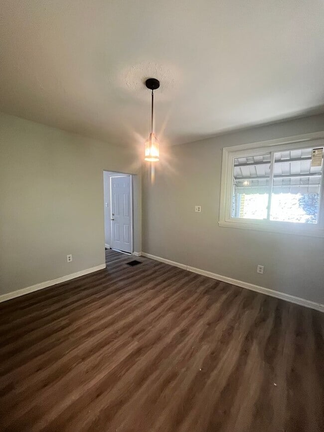 Photo - 3Bedroom 1Bath Single House