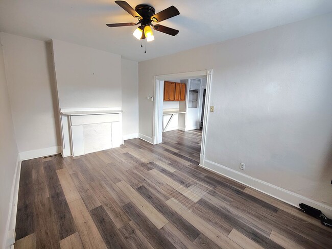 Photo - 2423 Wrights Wy Unit 1