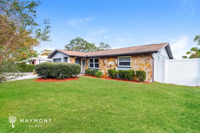 Photo - 15634 Sea Pines Dr