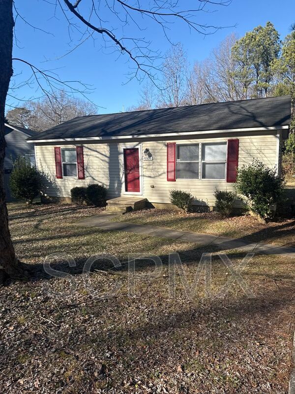 Building Photo - 5914 Amberly Ln