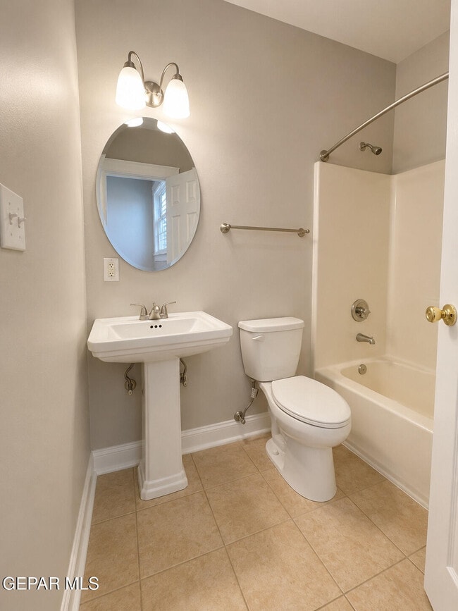 Photo - 521 W Missouri Ave Unit 13