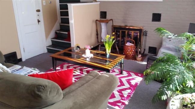 Photo - 49 Woodward Ave Unit 1