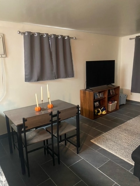 Photo - Brown Street Apartments