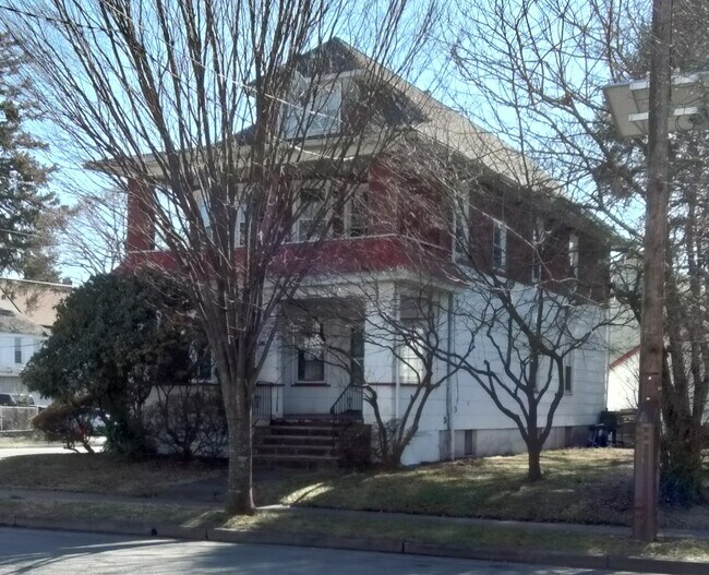Dutch Hill Clifton - 249 Madison Ave Apartments Unit Second Floor