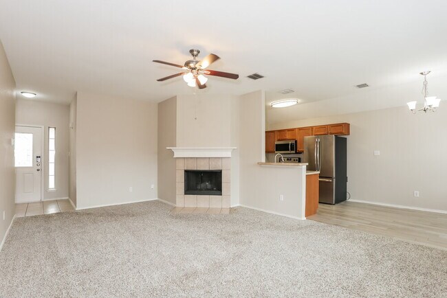 Photo - 5104 Button Willow Dr