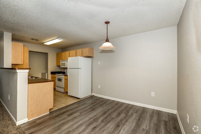 Interior Photo - Bridgewater I & II Rental