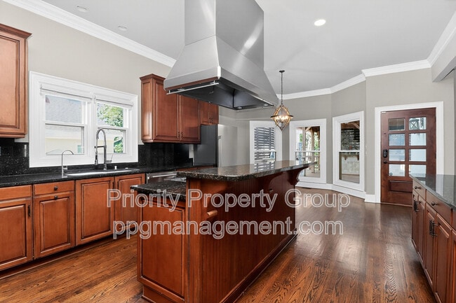 Photo - 16205 Riverpointe Dr