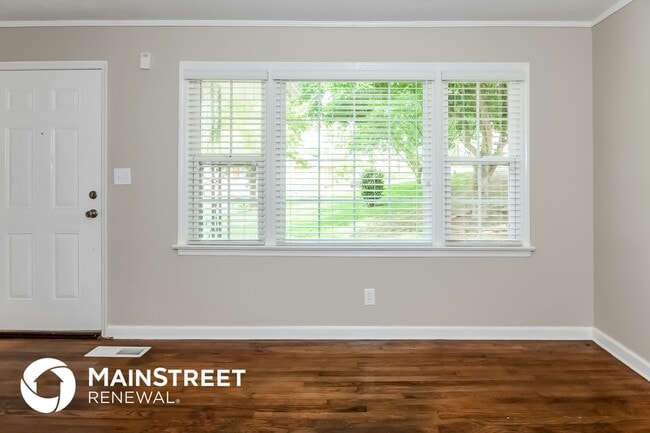 Photo - 8198 Spillers Dr SW