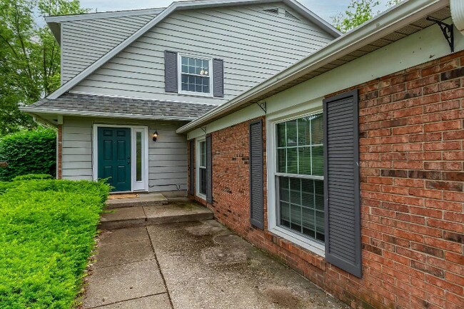 Photo - 3121 S Piccadilly St