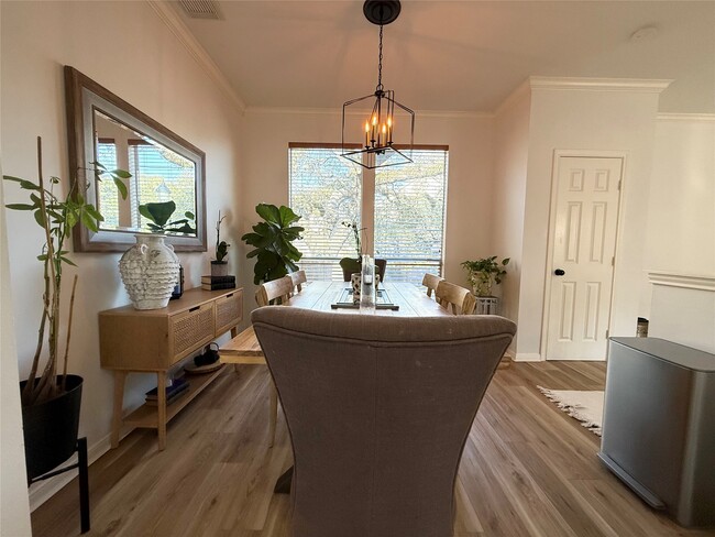 Photo - 1702 Tuam St Unit B