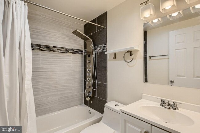 Newly installed showers - 9 Robinway Ct