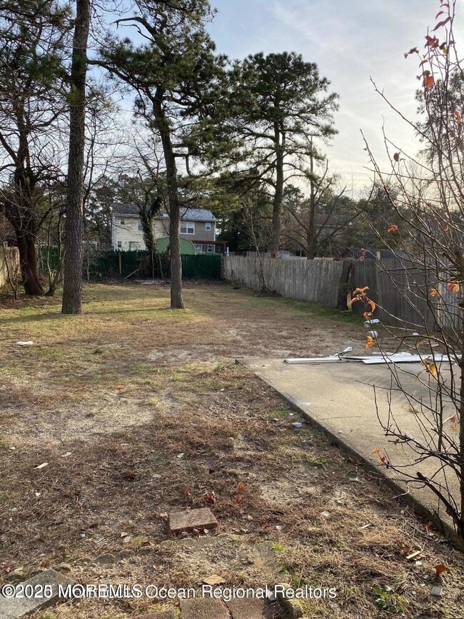 Photo - 704 Cedar St