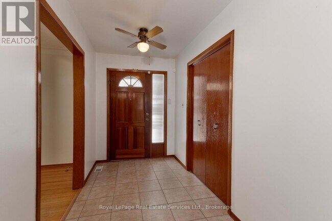 Photo - 246 Forman Ave