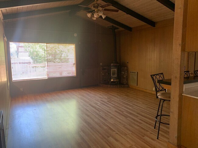 Photo - Cute home in popular Lakeside park neighborhood - walking distance to the lake, Heavenly Village ...