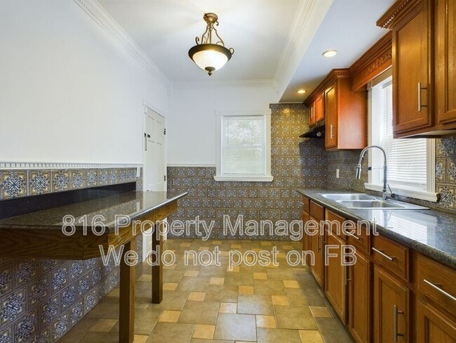 Photo - 411 Norton Ave