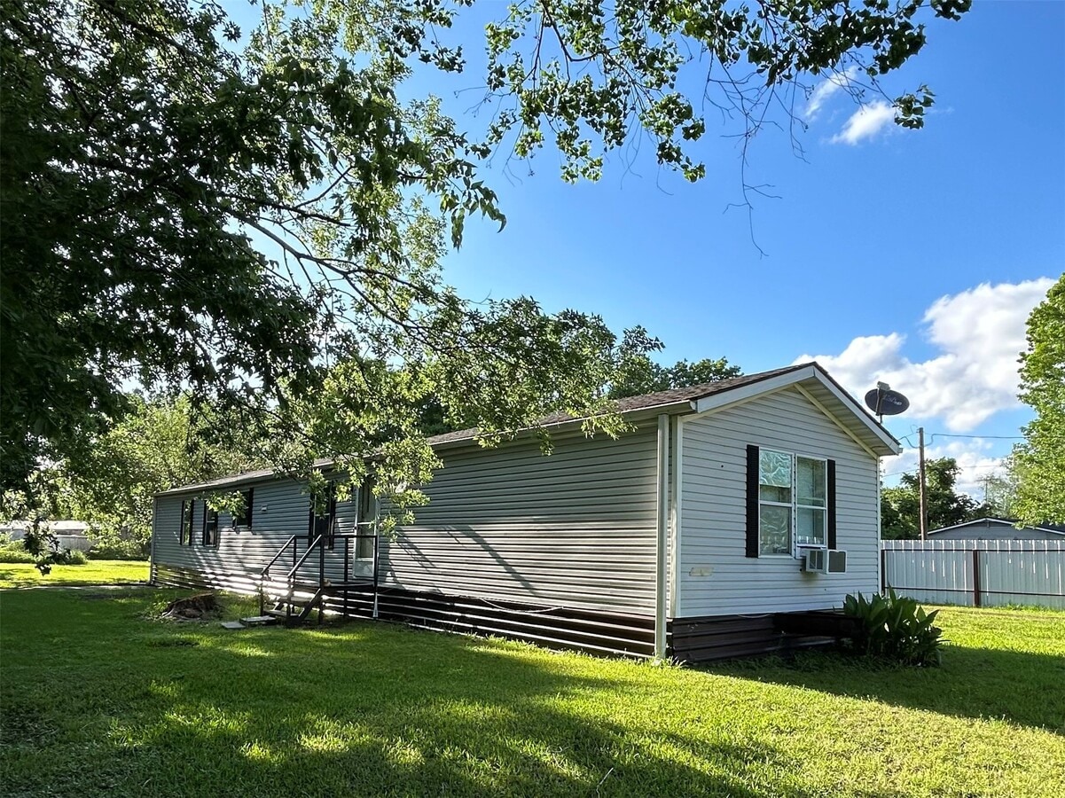 Photo - 16640 Berry Rd
